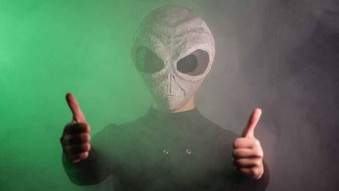 Which country will be invaded by ALIENS first? Bookies go 12/1 that we see an ALIEN INVASION in the USA! Which country will be invaded by ALIENS first? Bookies go 12/1 that we see an ALIEN INVASION in the USA!