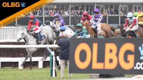 Paddy Power Gold Cup Preview, Tips, Runners & Trends (November Meeting)